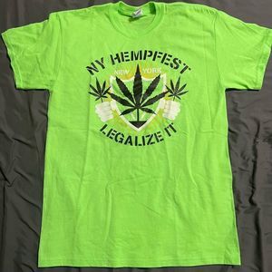 💚FIRM PRICE💚 Unisex New York hemp fest t-shirt in lime green size medium NWOT*